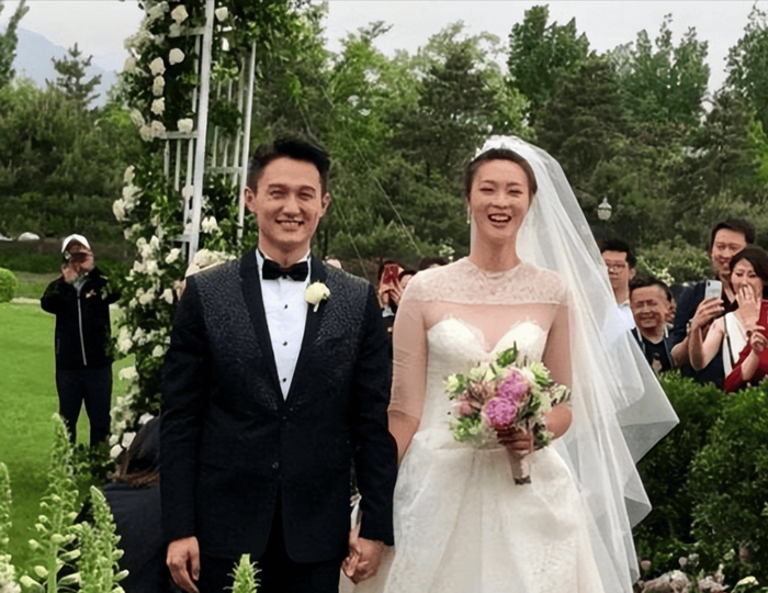 惠若琪老公家庭背景曝光,为富二代公子哥,真的一点也不简单! 封面